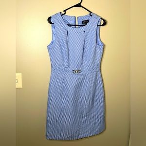 Tahari size 6 light blue and white dress full lined